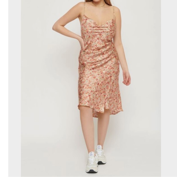 Dynamite cowl neck satin slip dress - Picture 4 of 4